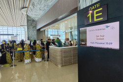 Garuda Indonesia Layani YIA-Jeddah, Penerbangan Perdana Diikuti 215 Calon Jemaah Umrah