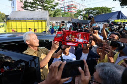 Ganjar Dinobatkan sebagai Bapak Truk Nusantara