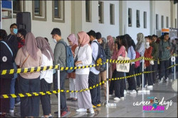 Hari Pertama 28th Career Days: 1.300 Lebih Job Seeker Bertemu 39 Perusahaan Top