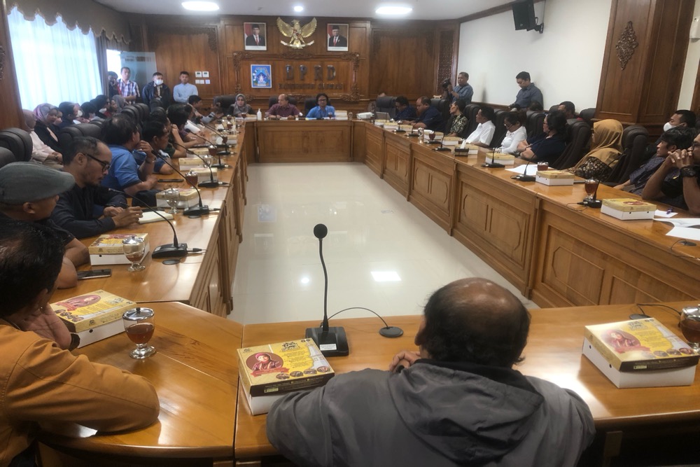 Tuntut Penyediaan Air Bersih, Warga Perumahan MPR Datangi DPRD Sleman