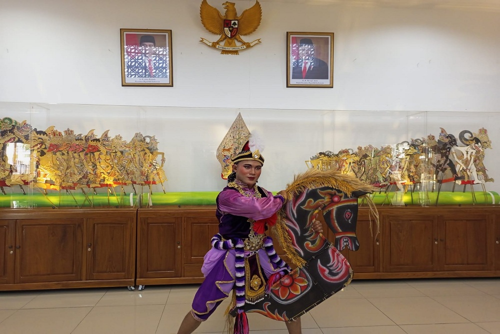 Kisah Fai, Mahasiswa Difabel Tuli yang Pandai Menari