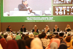 UNISA Yogyakarta Menggelar Silaturahmi Dengan Orang Tua Wali Mahasiswa Baru