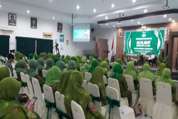 Pimpinan Wilayah Muslimat NU DIY Menggelar Seminar dan Konferensi Wilayah ke-15
