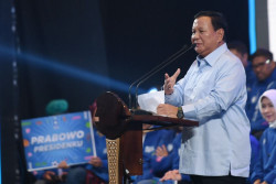 Zulhas Bagi-Bagi Rp50.000, Prabowo: Terima Uangnya, Kalau Tidak Suka PAN Jangan Pilih!