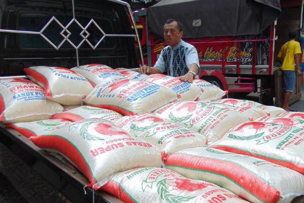 Tak Perlu Panic Buying, Stok Beras tetap Tersedia