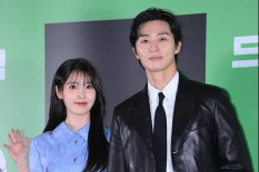 Park Seo Joon Kirim 3 Truk Kopi, Tanggapan IU Menggemaskan