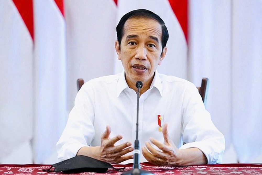 Jokowi Tinjau Pembangunan Jalan Penopang IKN