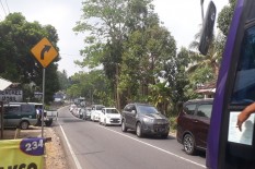 Meski Ada Perbaikan, Pengendara Tetap Memilih Jalur Utama Jogja-Wonosari untuk Beraktivitas