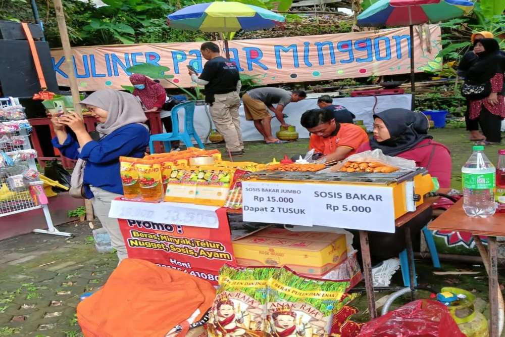 Susur Sungai dengan Ramahnya Bentangan Alam Cokrodiningratan
