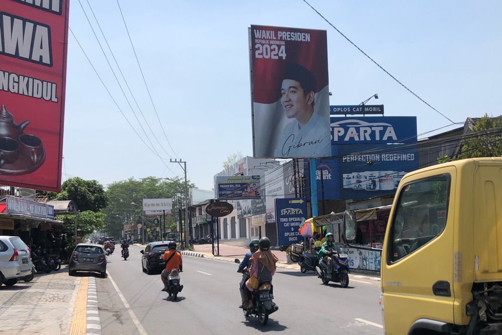 Baliho Gibran 'Wakil Presiden Republik Indonesia 2024' Muncul di Jogja