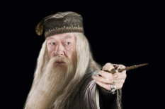 Kisah Karier Michael Gambon, si Dumbledore dalam Film Harry Potter yang Meninggal Dunia