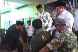 Terus Bergerilya, Anies-Cak Imin Sambangi Kiai di Jombang