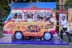 Adira Festival: Kemeriahan Warna Warni Songsong HUT Adira dan HUT Jogja