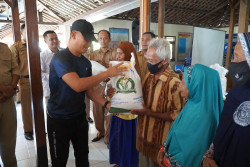 Bupati Gunungkidul Minta Beras Bantuan Tak Diperjualbelikan