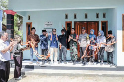 PT TWC Renovasi Rumah Tidak Layak Huni di Sekitar Candi Borobudur