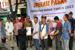 Tekan Harga Beras Kian Meroket, Pedagang Besar dan Pengecer Diberi Subsidi Distribusi