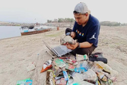 Lakukan Sensus Sampah, BRUIN Temukan Banyak Kemasan Mi Instan dan Kopi di Gajah Mungkur
