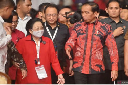 Jokowi Mengundurkan Diri dari PDIP Pada 24 Oktober, Ini Faktanya