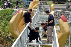 Jembatan Kaca Pecah di Banyumas Ternyata Tebalnya Hanya 1,2 Centimeter