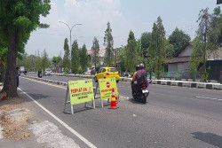 Proyek Jalan Tol Jogja Solo Seksi 2 di Ring Road Barat Dikebut, Rambu-Rambu Diperbanyak