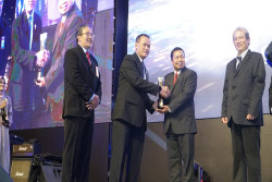 Terapkan Standardisasi, UMY Raih Penghargaan SNI Award 2023