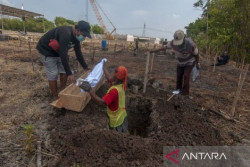 Foto-foto Pemindahan Makam Terdampak Tol Jogja Solo