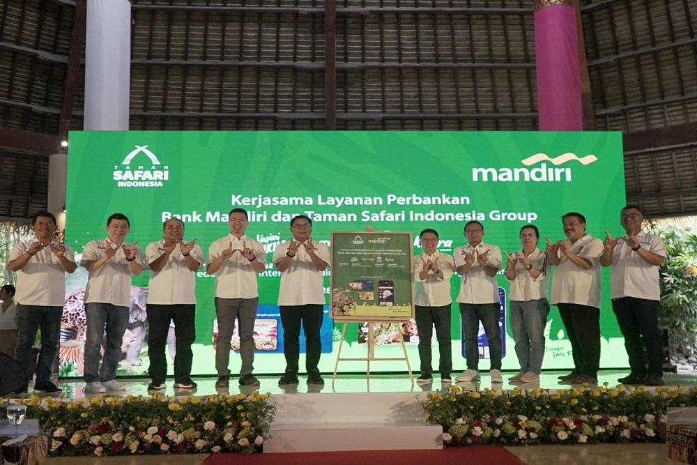 Bank Mandiri Memperkuat Kerja Sama dengan Taman Safari Indonesia Group
