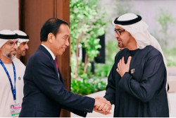 Bertemu Presiden Uni Emirat Arab, Jokowi Minta Harga Minyak Lebih Kompetitif