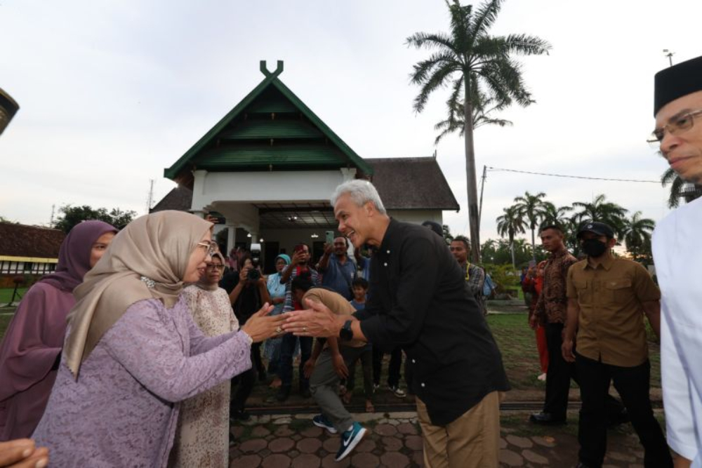 Kunjungi Indonesia Timur, Ganjar Dengarkan Kebutuhan Warga Setempat