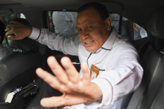 Penuhi Panggilan Penyidik Gabungan, Firli Dikawal Sejumlah Ajudan