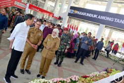 Jokowi Resmikan Pasar Induk Among Tani Diklaim Terbesar se Indonesia