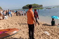Jelang Liburan Akhir Tahun, Pantai di Gunungkidul Mulai Ramai Diserbu Wisatawan