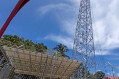 Bikin Geger! Pelajar MAN di Sleman Nekat Panjat Tower Internet 16 Meter