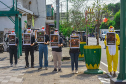 Peringatan Hari Ibu, AFJ Suarakan Kesejahteraan Ayam Petelur