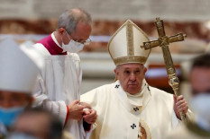 Bacakan Pesan Natal, Paus Fransiskus Kecam Kematian Anak-Anak di Jalur Gaza