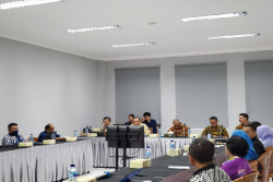 UWM Gelar Diskusi Outlook Ekonomi, Politik, Sosial, Hukum, Budaya, Pertahanan, dan Keamanan Indonesia 2024