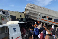KAI Minta Maaf Atas Insiden Kecelakaan Maut Kereta Api di Bandung