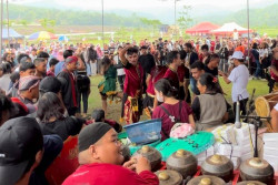 Dukung Pelestarian Seni Tradisi, Relawan Prabowo-Gibran Pentaskan Jathilan di Kulonprogo