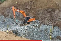 Viral Temuan Batuan Biru di Proyek Kelok 18 JJLS Gunungkidul-Bantul