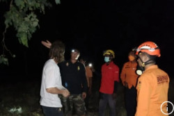 Duh, 2 WNA Ditemukan Berkemah di Zona Merah Erupsi Gunung Lewotobi Laki-laki