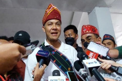 Ganjar Dukung Mahfud Mundur dari Kabinet Jokowi