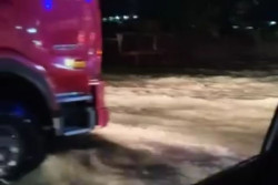 Jalan Solo Jogja di Klaten Tergenang Air Setinggi 75 Sentimeter, Diduga Terdampak Pembangunan Jalan Tol Jogja Solo