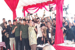 Usai Nyoblos, Mahfud MD Bertolak ke Jakarta Pantau Quick Count Bersama Ganjar dan Megawati