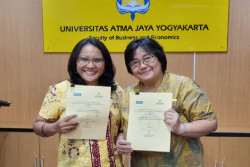 FBE UAJY Kerjasama dengan Globethics-Swiss Gelar Kursus Responsible Leadership