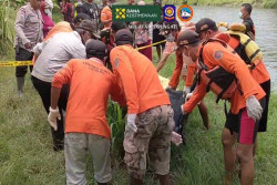 Mayat Pria Ditemukan di Sungai Serang Kulonprogo, Diduga Bunuh Diri