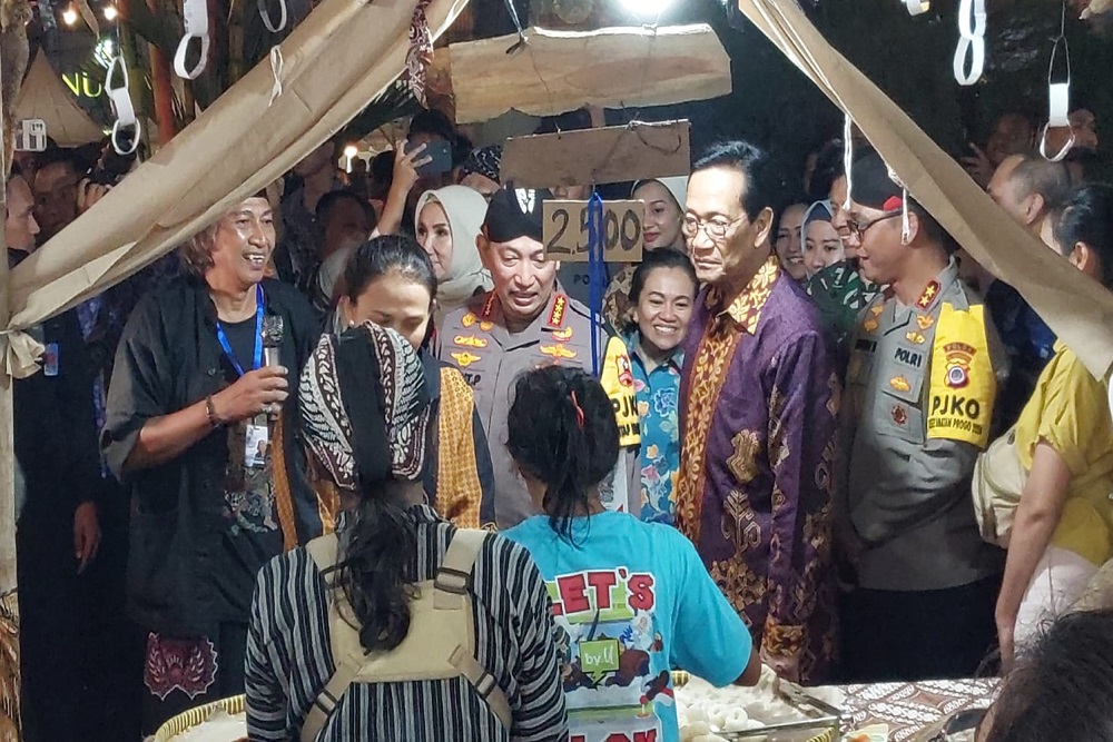 Dibuka Kapolri, Pasar Kangen Wiwitan Pasa Diserbu Ribuan Pengunjung