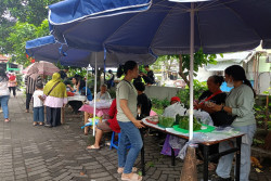Kelurahan Cokrodiningratan Gelar Pasar Ramadan di Halaman Harian Jogja