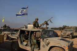 Israel Serang Zona Aman di Al-Mawasi dan Tewaskan 8 Warga Gaza