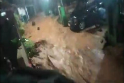 Bencana Banjir Bandang di Pekalongan, 2 Warga Dilaporkan Hanyut dan Puluhan Rumah Rusak