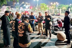 Unik! Komunitas Motor Ini Rutin Riding Bareng ke Masjid untuk Salat Subuh Berjemaah